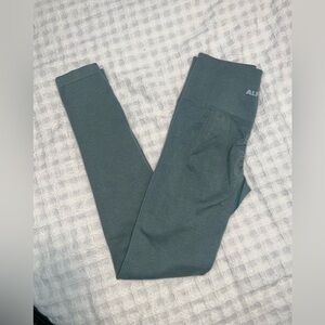 Alphalete Amplify Leggings